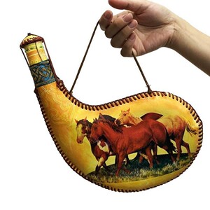 蒙古包民族特色饭店装饰品内蒙草原骏马水袋造型空皮囊酒壶纪念品