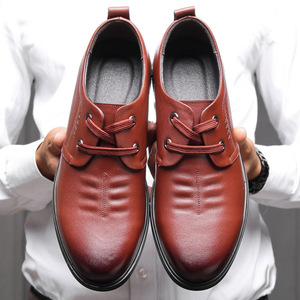 头层牛皮休闲男皮鞋圆头系带橡胶软底透气防滑适合爸爸穿的鞋子