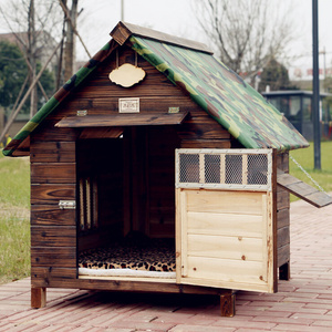 户外防雨防水防风狗窝狗房宠物窝狗舍大型犬中型犬实木炭化木狗屋