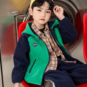林淼童装卫衣