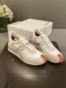 loewe/罗意威 22ss 新款拼色阿甘鞋德训男鞋厚底跑鞋休闲女运动鞋