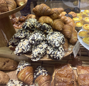 多乐之日tous les jours巧克力 牛角面包