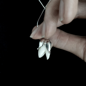 智齿饰品定制智齿收藏鲨鱼猫动物狗牙齿项链智齿饰品纪念牙饰吊坠