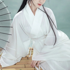 纯白魏晋风汉服