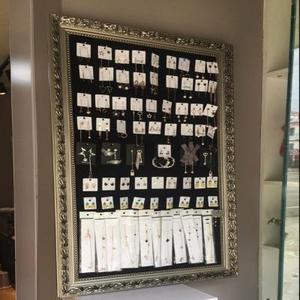 挂耳环展示版墙上 挂墙耳钉收纳家用饰品展示架墙挂式上墙首饰板