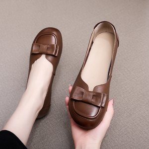 牛筋底真皮妈妈鞋软底大码平底复古风春秋休闲蝴蝶结圆头浅口单鞋