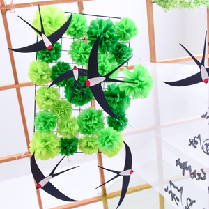 春夏环创室内平衡燕子网格纸花球绿植区角创意挂饰幼儿园小学装饰