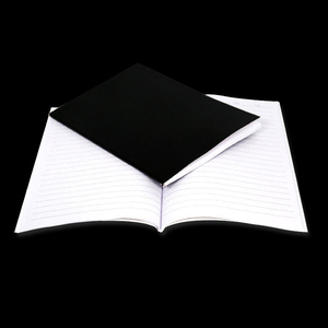 纯黑封面笔记本