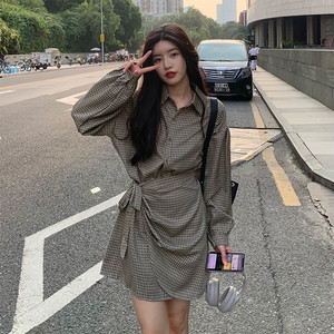 学院风格子衬衫裙