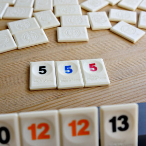 桌游卡牌以色列麻将拉密牌数字麻将牌百搭rummikub桌面聚会游戏棋