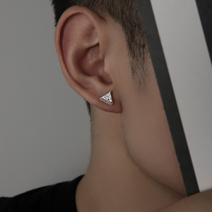 钻石耳钉男纯银高级感冷淡风设计感小众潮痞帅耳环养耳洞女耳饰品
