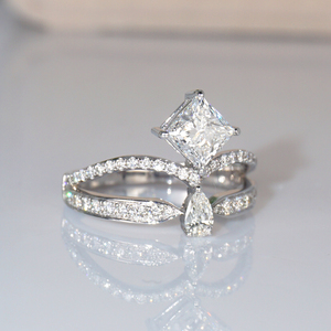 1克拉公主方钻石戒指 结婚订婚女戒 时尚皇冠钻戒