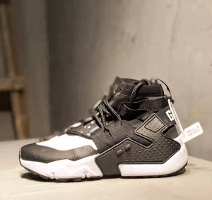 nike air huarache 华莱士新6代运动鞋拉链机能跑步鞋