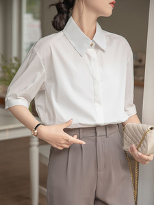 法式小众极简轻熟风白色短袖衬衫女夏季职业通勤面试韩系休闲上衣