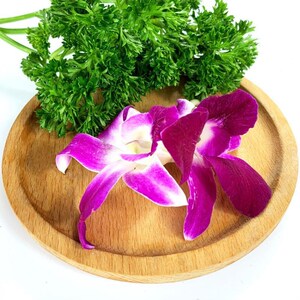 餐饮摆盘装饰花新鲜杨兰花荷兰芹组合点缀盘子火锅酒店西餐盘饰