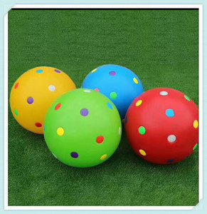 彩色大滚球