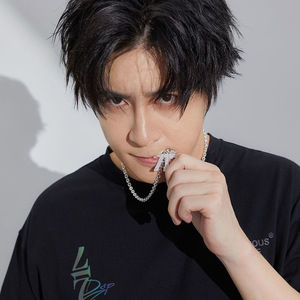 薛之谦同款个性嘻哈欧美潮流dsp717镶钻实心绝版项链吊坠流行爆款