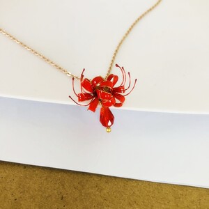彼岸花项链锁骨链原创设计造花液项曼珠沙华吊坠镀k金钛钢保色