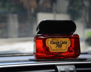 日本威臣700香水