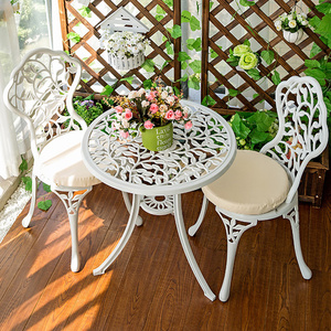 阳台小桌椅三件套铸铝一桌两椅休闲庭院花园欧式茶几桌椅组合圆桌