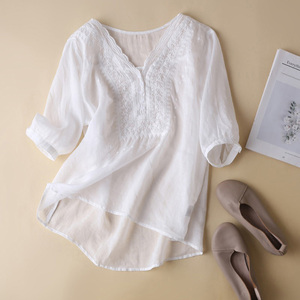 亚麻短袖衬衫女款夏季新款白色气质刺绣文艺V领妈妈棉麻套头上衣
