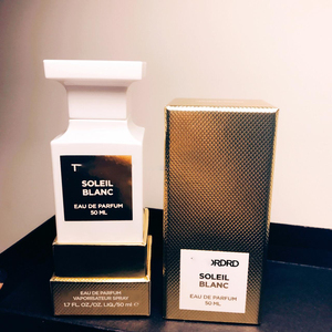 2个包邮 tom ford汤姆福特tf香水白麝香乌木沉香 滚珠0.5ml小样