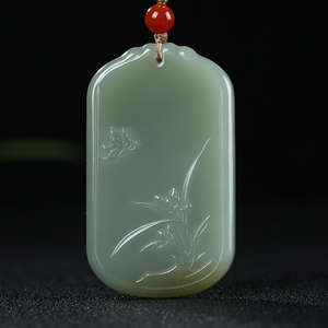 福来连旗舰店天猫【兰香宜人】新疆和田玉且末糖白玉兰花蝴蝶吊坠