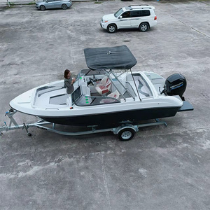 8座快艇