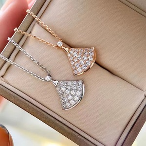 bv扇形项链女纯银小扇子裙子玫瑰金锁骨链轻奢小众镶钻满钻吊坠