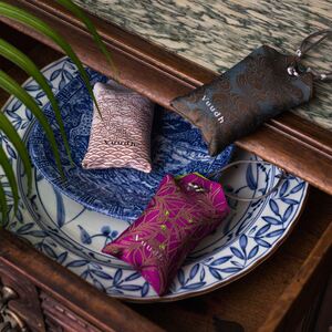 vuudh香薰泰国harnn随身香包持久清新香囊衣柜飘香卧室房间香袋