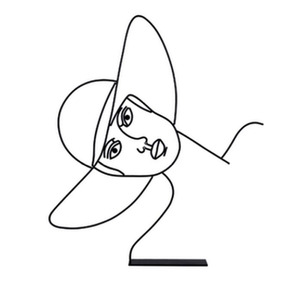 现代简约几何抽象带帽子的女人雕塑人像摆件样板房售楼处摩登女郎