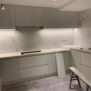 重庆水性科天多层实木颗粒板衣柜定做厨房地柜门板吊柜导台中西厨