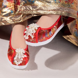 新中式古风古装汉服鞋女内增高弓鞋平跟云头珠花国风绣花鞋汉元素