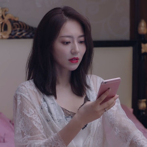 逆流而上的你高密高蜜黄梦莹同款衣服白色蕾丝吊带两件套睡衣套装