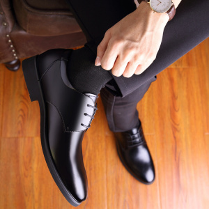 正y式黑色内正装西服皮鞋男职业大学生面试应聘穿配西装的鞋子