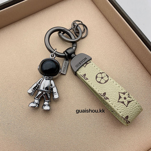 lv&gedete 太空人汽车钥匙扣挂件宇航员钥匙链挂饰男老花包包吊坠