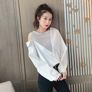2021年春季新款韩范露肩上衣假两件条纹衬衫女设计感小众长袖衬衣