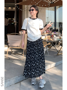 夏装搭配一整套高级感韩系米奇印花短袖T恤女百搭碎花半身裙套装