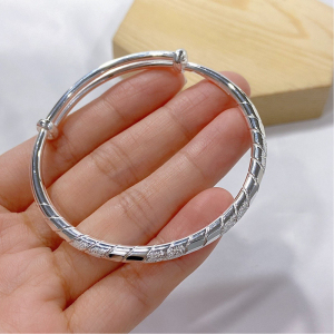 720人付款天猫香港正生银饰足银s999潮流冷淡风扭纹磨砂手镯女时尚