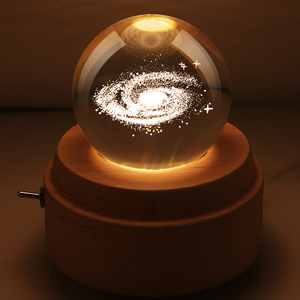 旋转水晶球八音盒女孩生日礼物女生女友情侣摆件爱莎公主天空之城