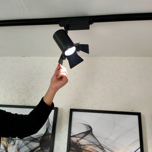 四叶片服装店射灯超亮工业风led轨道灯遮光cob导轨灯店铺商用防眩