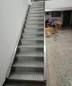 00同款货源佛山艺术幕墙景观制品厂淘宝定制不锈钢楼梯子定做组装