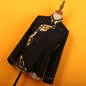 女士夏季西藏薄款加边绣花藏服上衣休闲藏族衬衫外套舞台演出藏衣