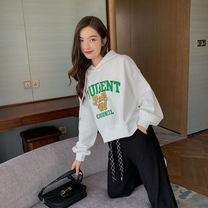 2022春秋新款韩版宽松白色短款连帽卫衣薄款小个子高腰上衣女内搭