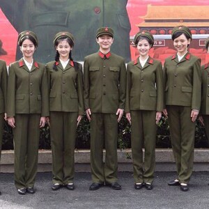 芳华同款男女知青绿军装套装红卫兵七八十年代白衬衣舞蹈演出摄