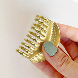 小夹子夹头发优雅