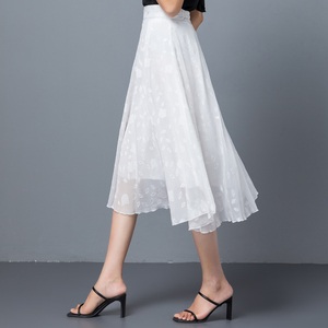夏季白色雪纺半身裙女过膝中长裙2021新款修身显瘦大摆高腰a字裙