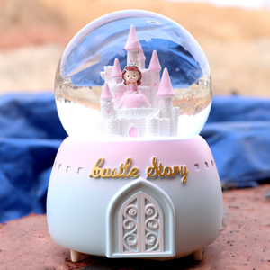 梦幻公主的城堡水晶球音乐盒飘雪发光八音盒可爱女生儿童生日礼物