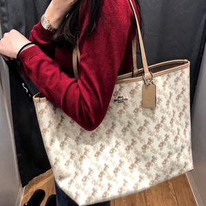 正品代购coach蔻驰女包托特包马车双面2020新款斜挎草莓包包大号