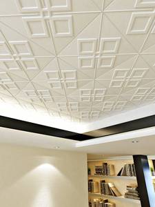 墙纸贴天棚
